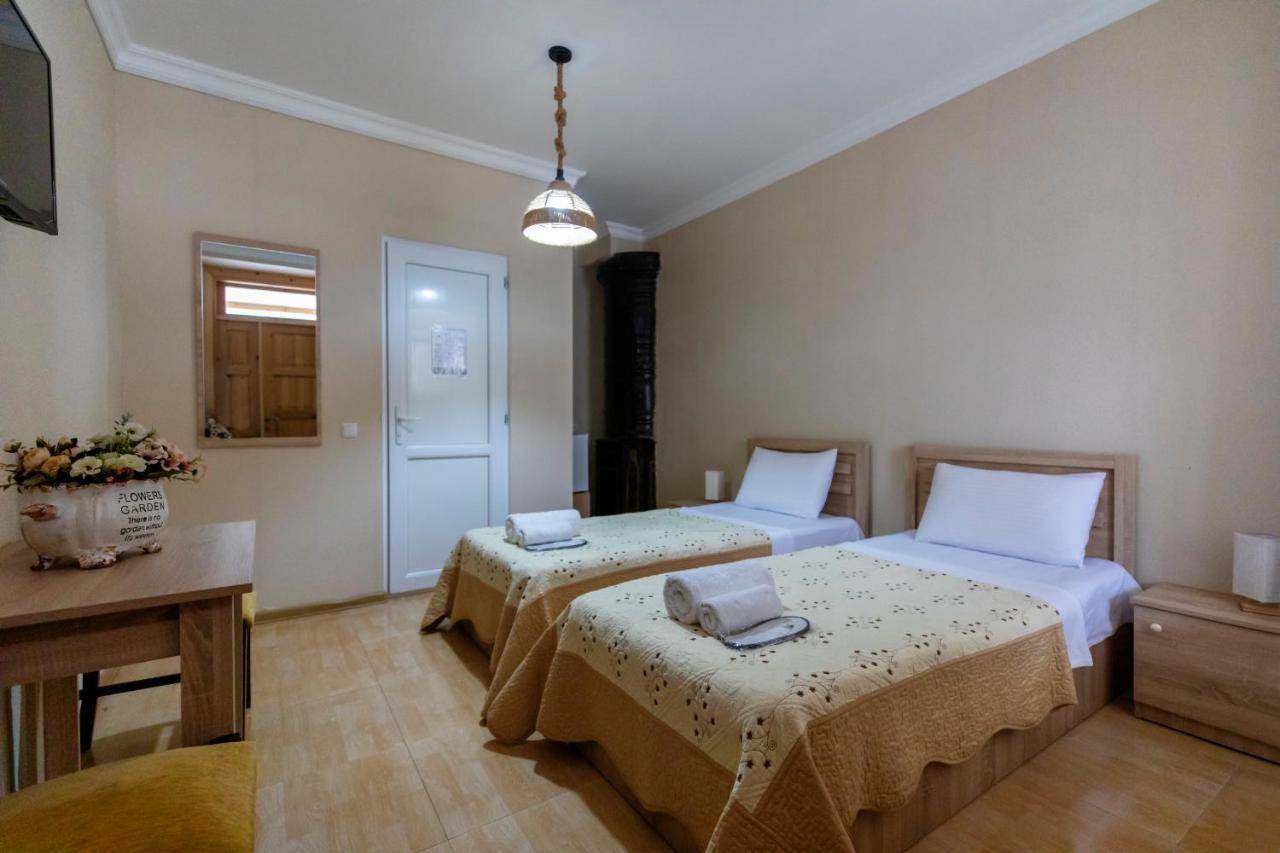 Hotel Royal House Gori Exterior foto